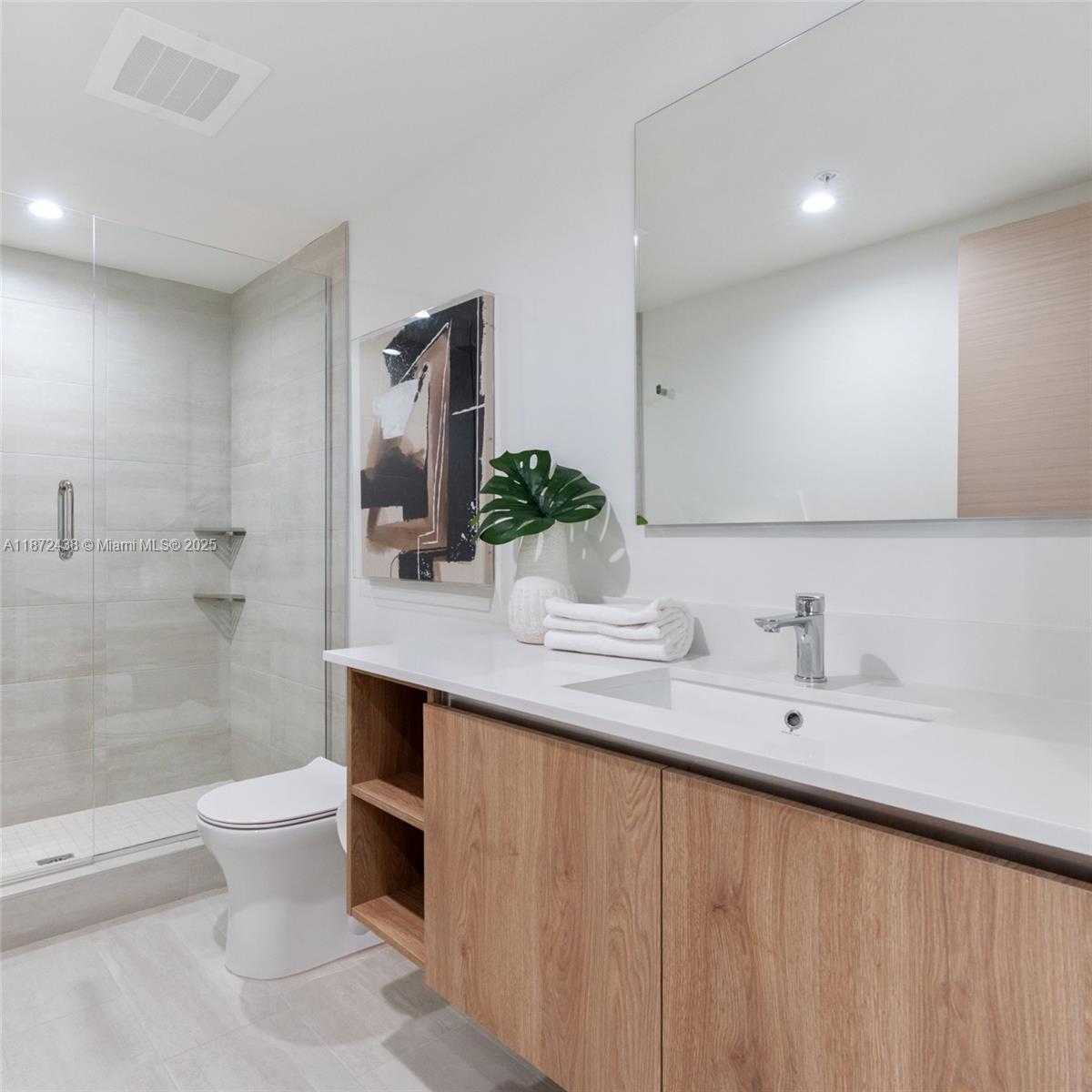 BAY HARBOR ISLAND - Residential Lease