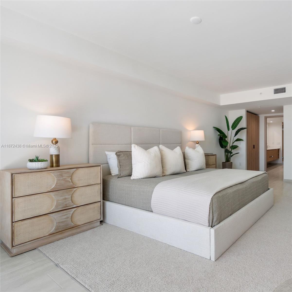 BAY HARBOR ISLAND - Residential Lease