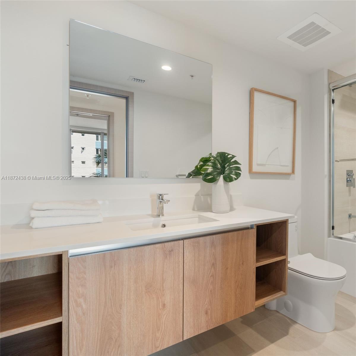 BAY HARBOR ISLAND - Residential Lease