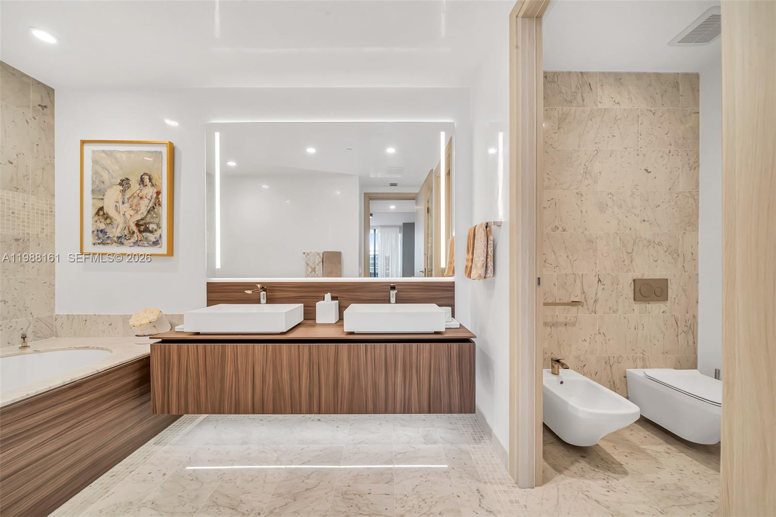 BRICKELL FLATIRON CONDO - Residential Lease
