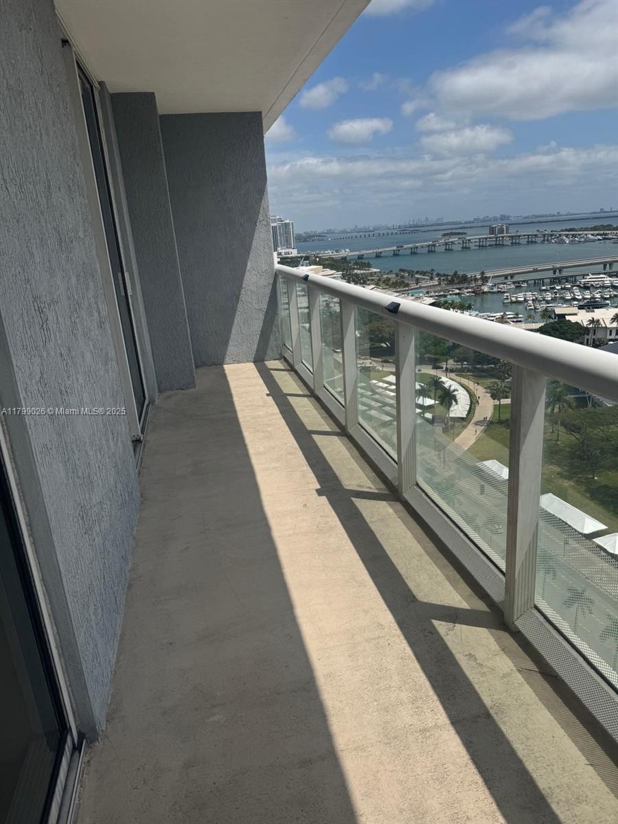 50 BISCAYNE CONDO - Residential Lease