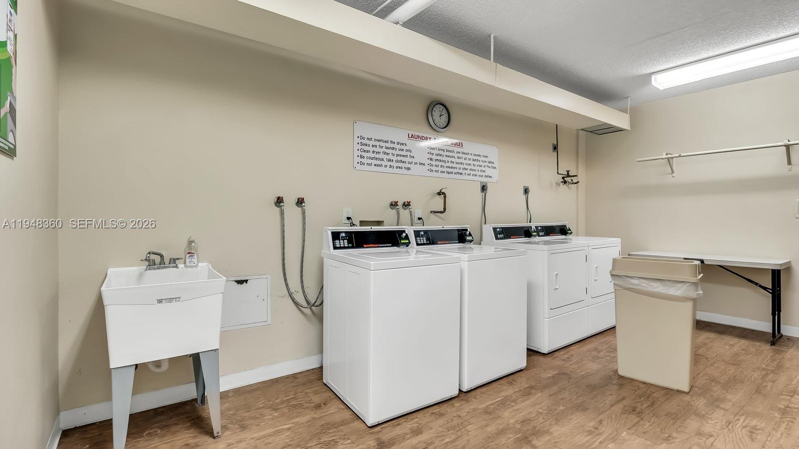 HILLCREST EAST NO 25 COND - Residential