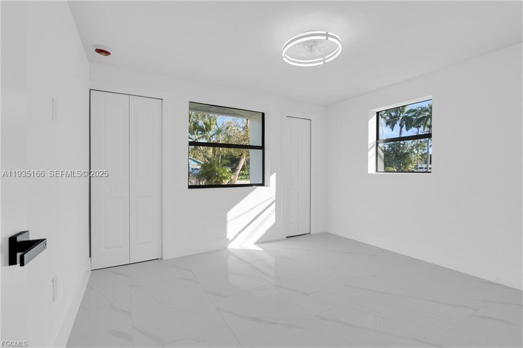 FORT MYERS - Residential