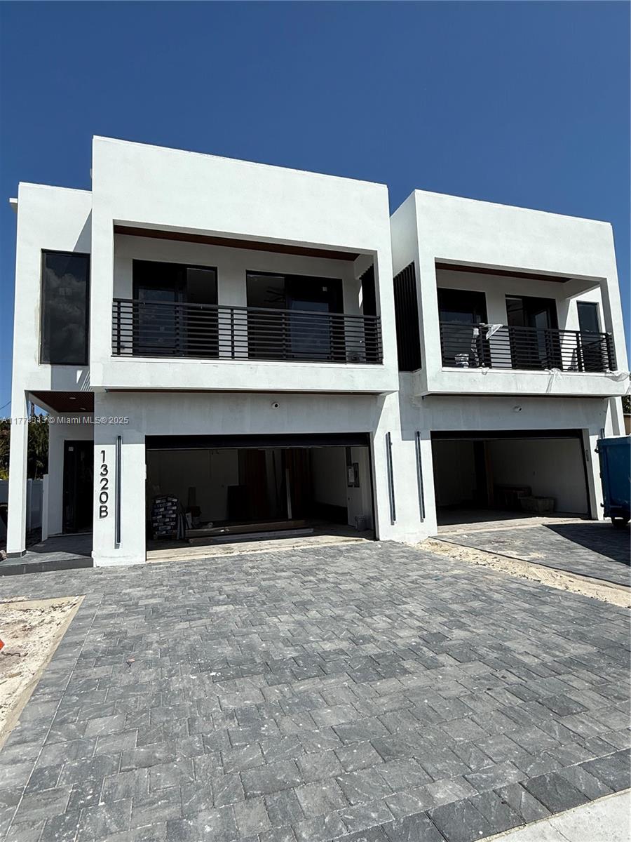 Property for Sale at 1320 Ne 16th Ave A, Fort Lauderdale, Broward County, Florida - Bedrooms: 3 
Bathrooms: 4  - $1,625,000