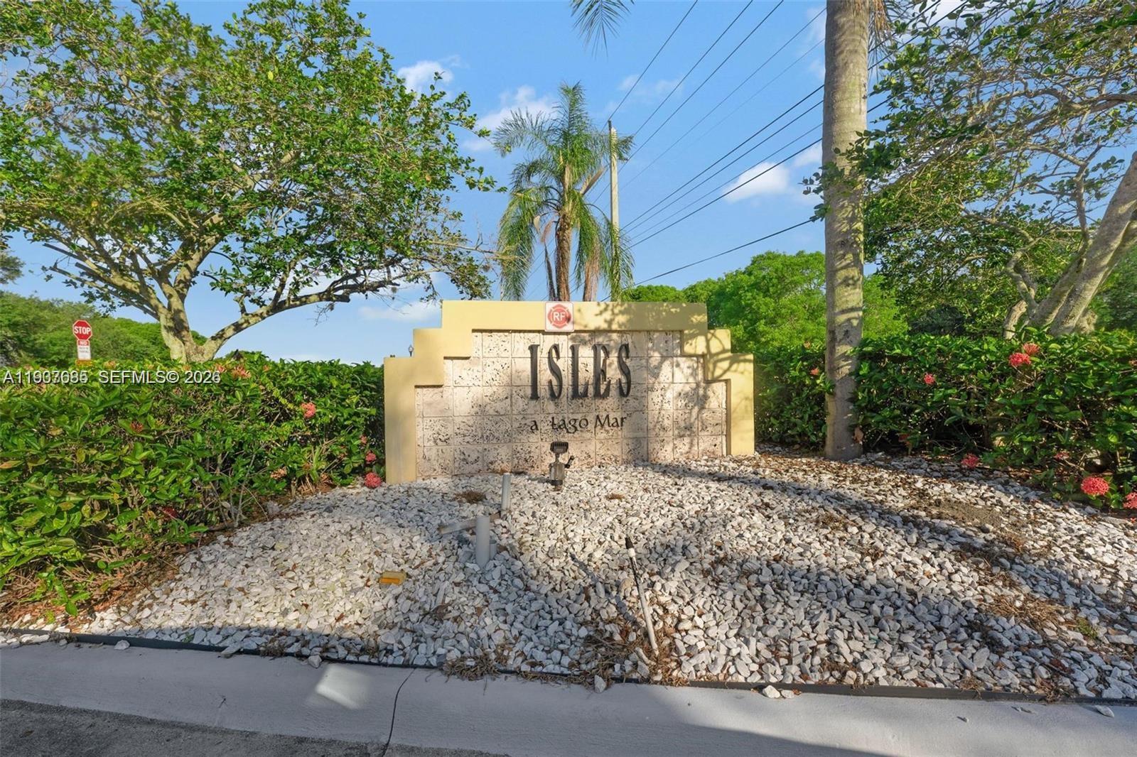 ISLES AT LAGO MAR CONDO - Residential Lease