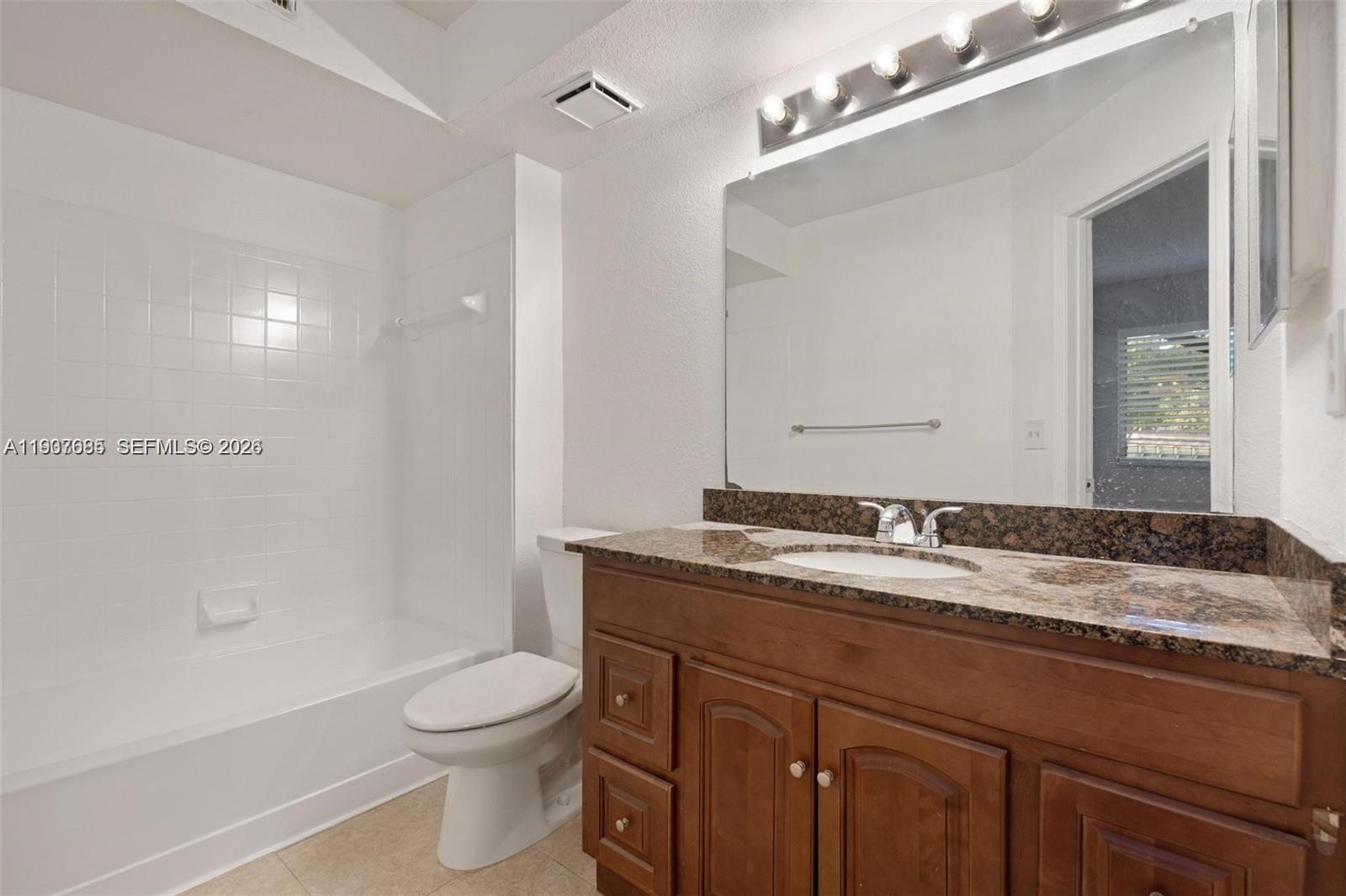 ISLES AT LAGO MAR CONDO - Residential Lease