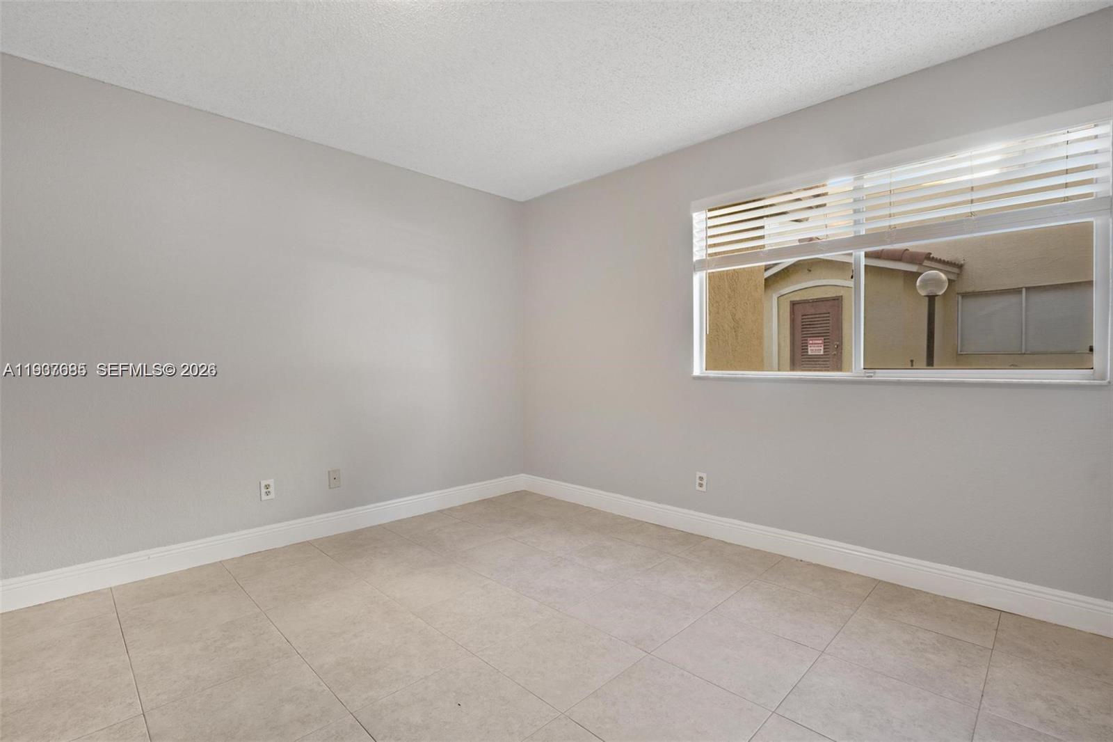 ISLES AT LAGO MAR CONDO - Residential Lease