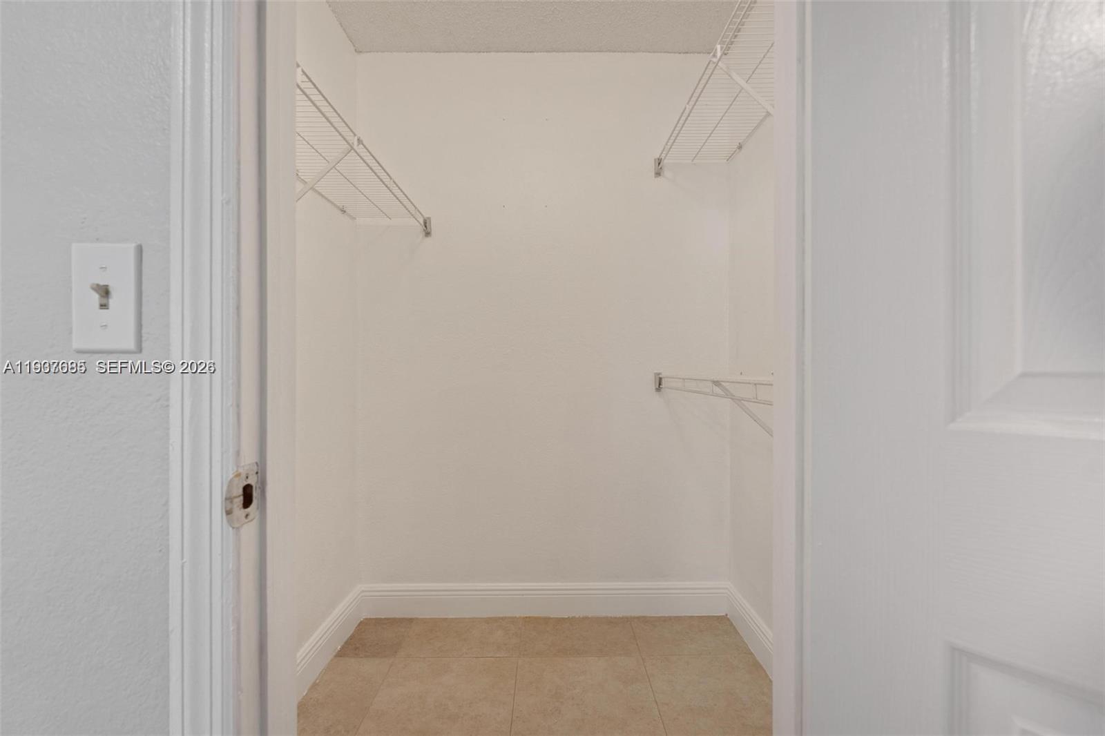 ISLES AT LAGO MAR CONDO - Residential Lease