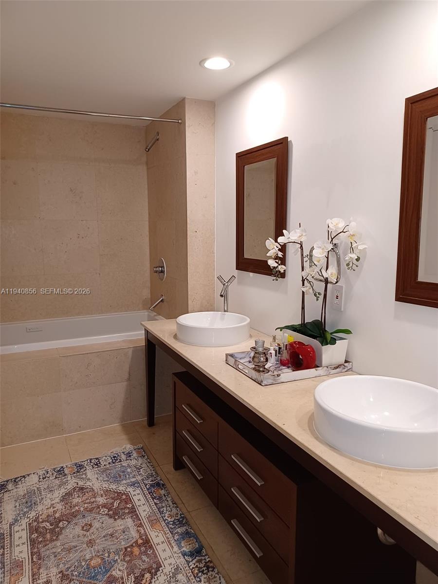 ICON BRICKELL NO TWO - Residential Lease