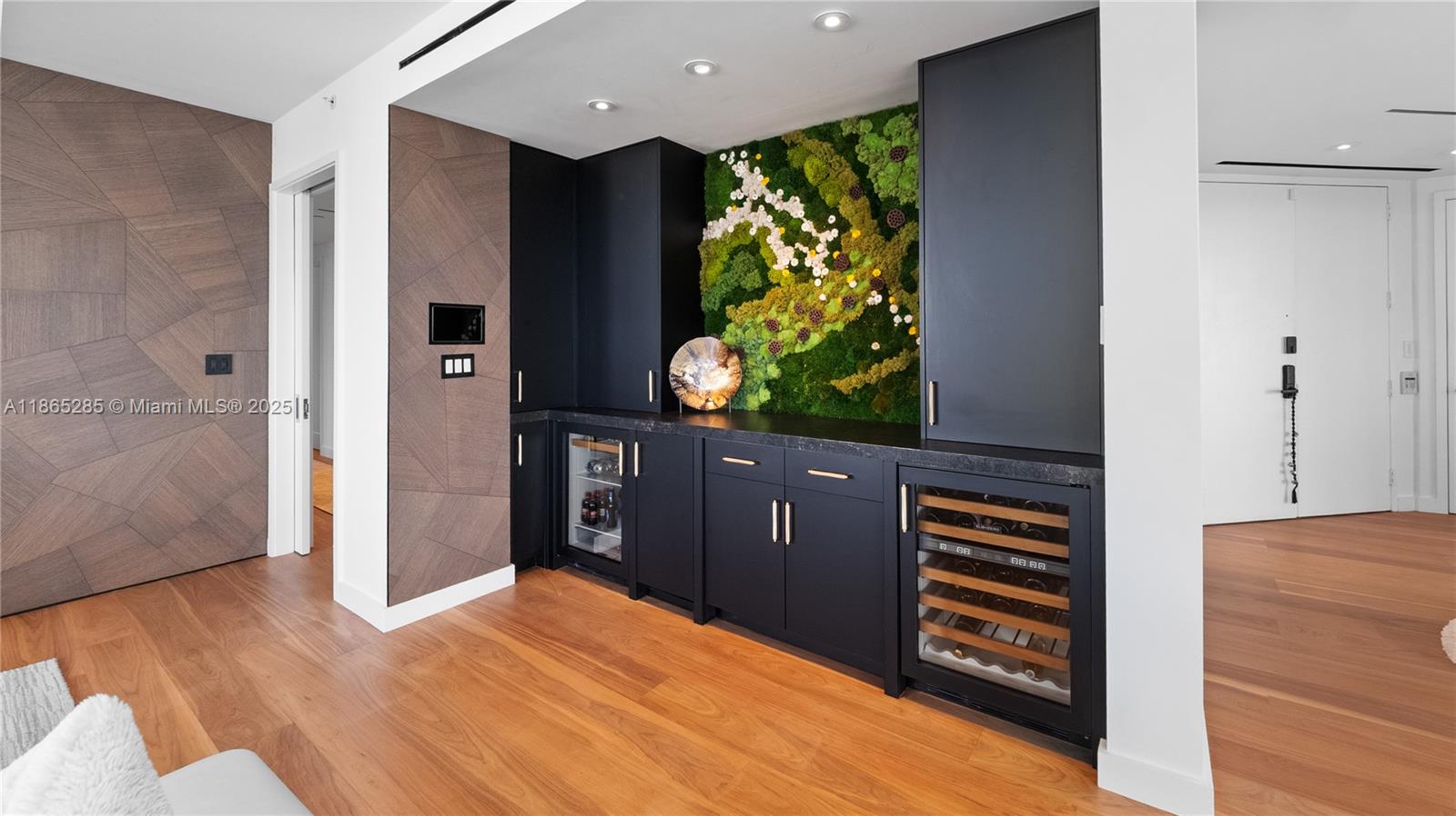 TURNBERRY ISLE CONDO - Residential