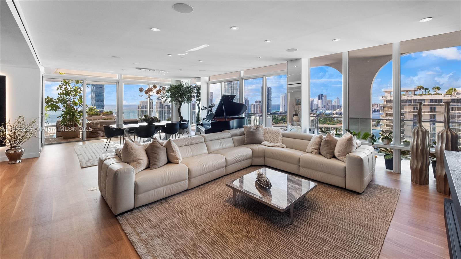 TURNBERRY ISLE CONDO - Residential