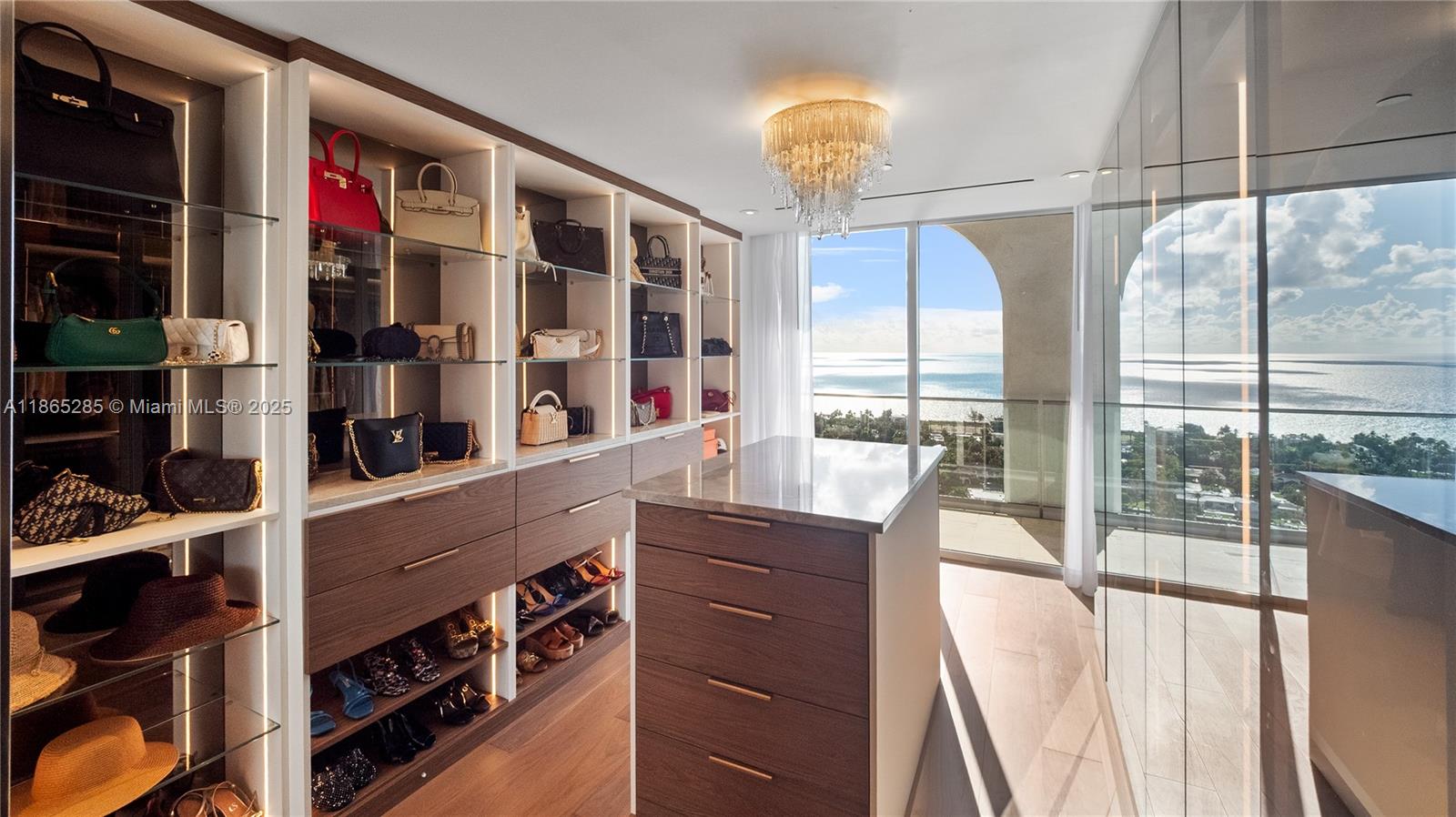 TURNBERRY ISLE CONDO - Residential