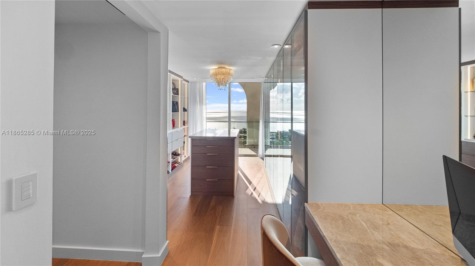 TURNBERRY ISLE CONDO - Residential