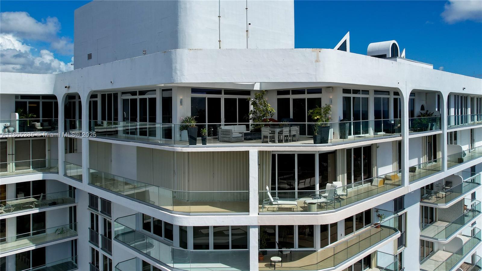 TURNBERRY ISLE CONDO - Residential