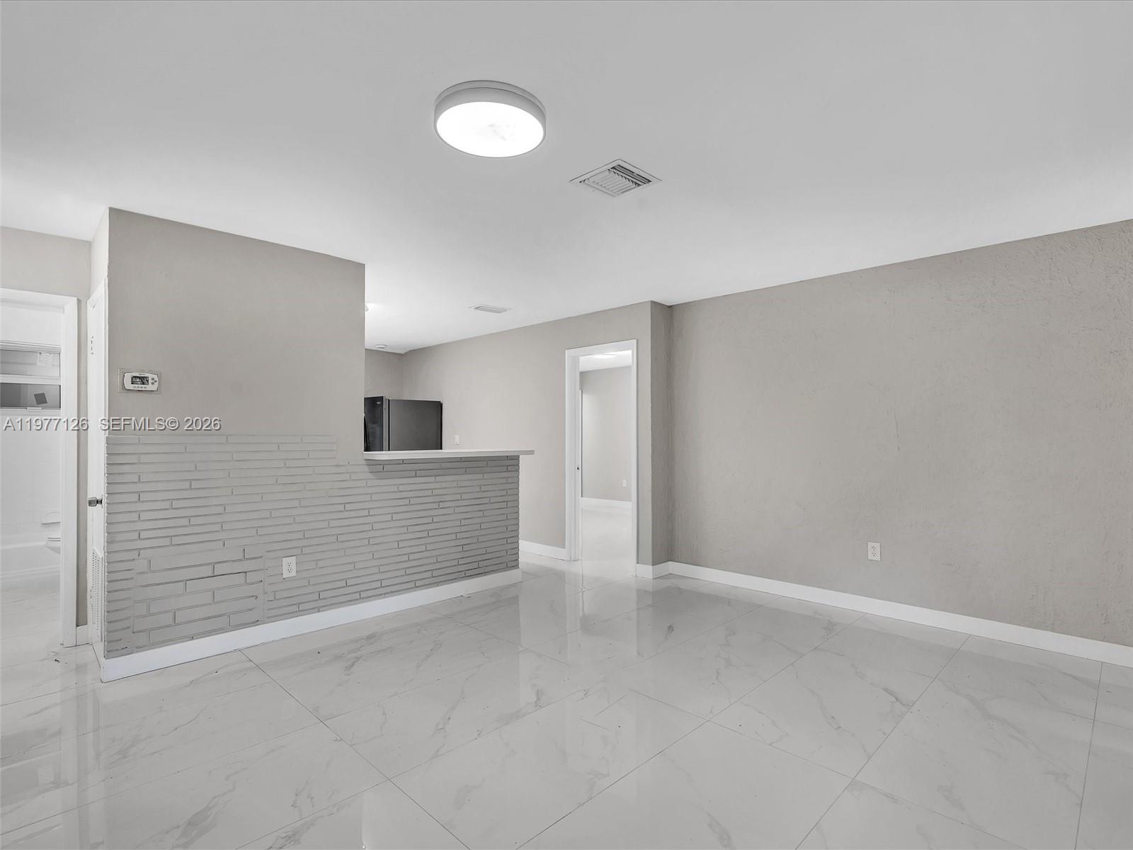 DRIFTWOOD ACRES NO 7 - Residential Lease