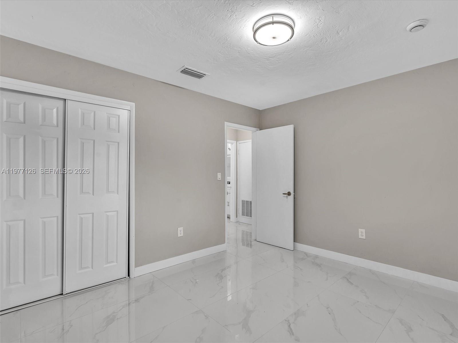 DRIFTWOOD ACRES NO 7 - Residential Lease