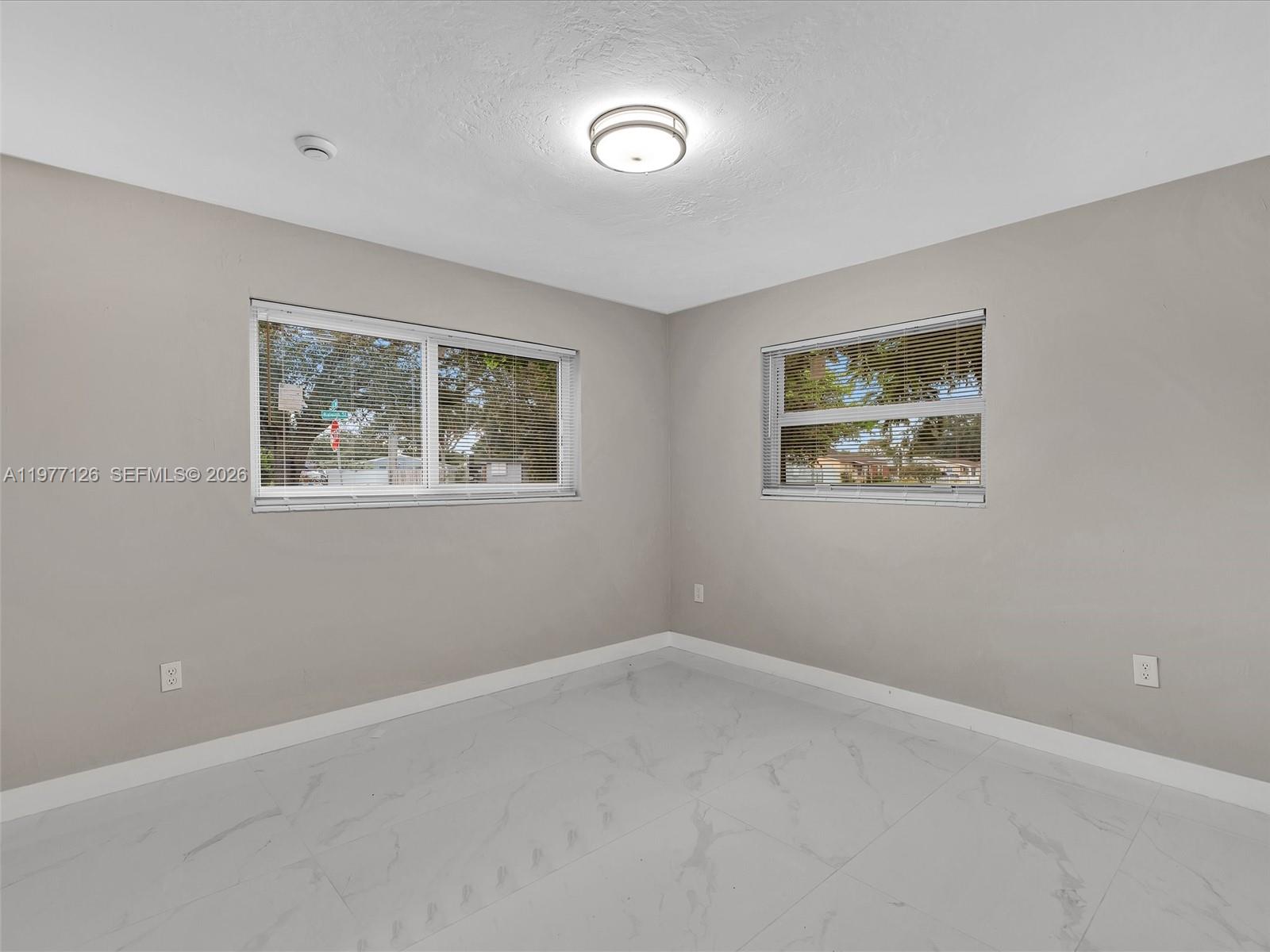 DRIFTWOOD ACRES NO 7 - Residential Lease