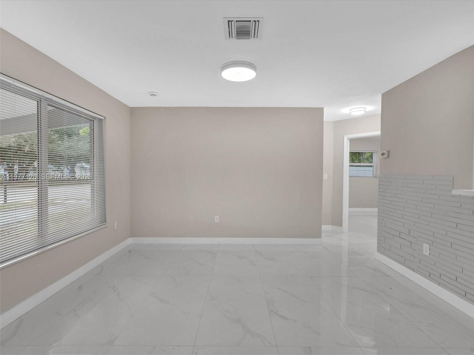 DRIFTWOOD ACRES NO 7 - Residential Lease