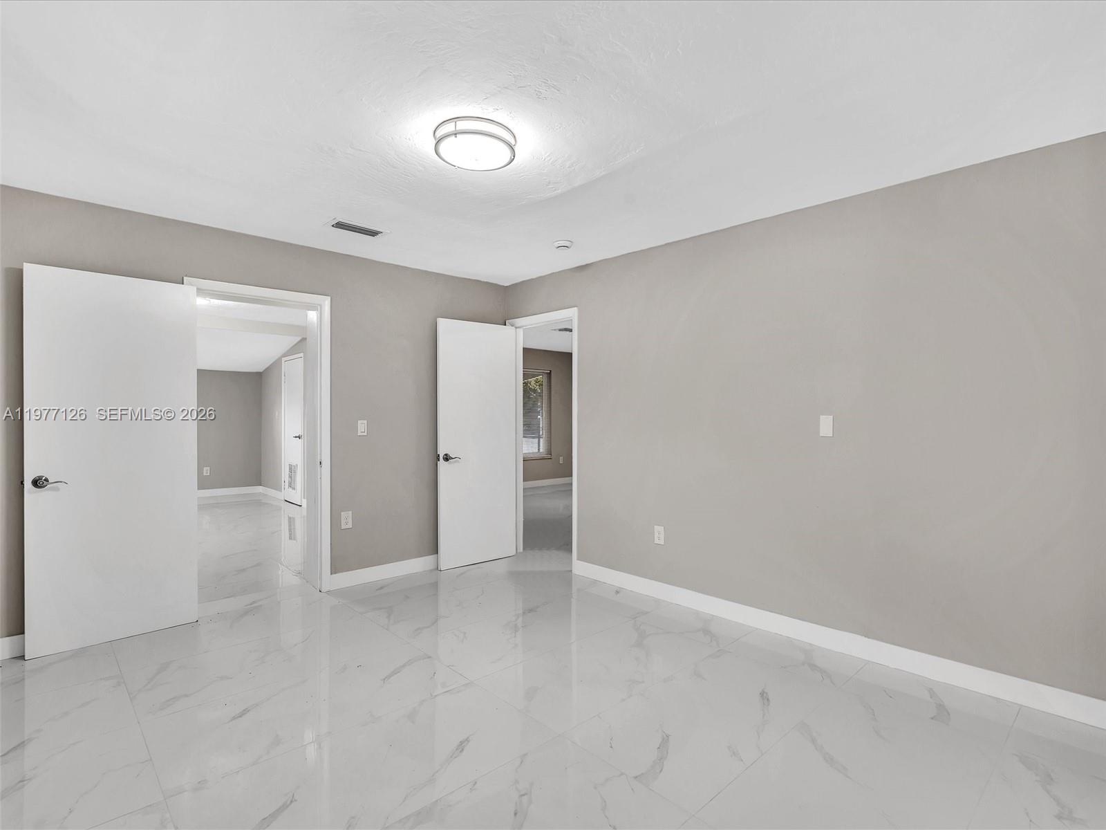 DRIFTWOOD ACRES NO 7 - Residential Lease