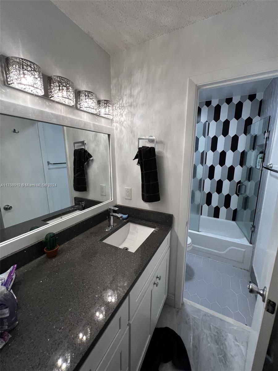 TARTAN COCONUT CREEK PHAS - Residential