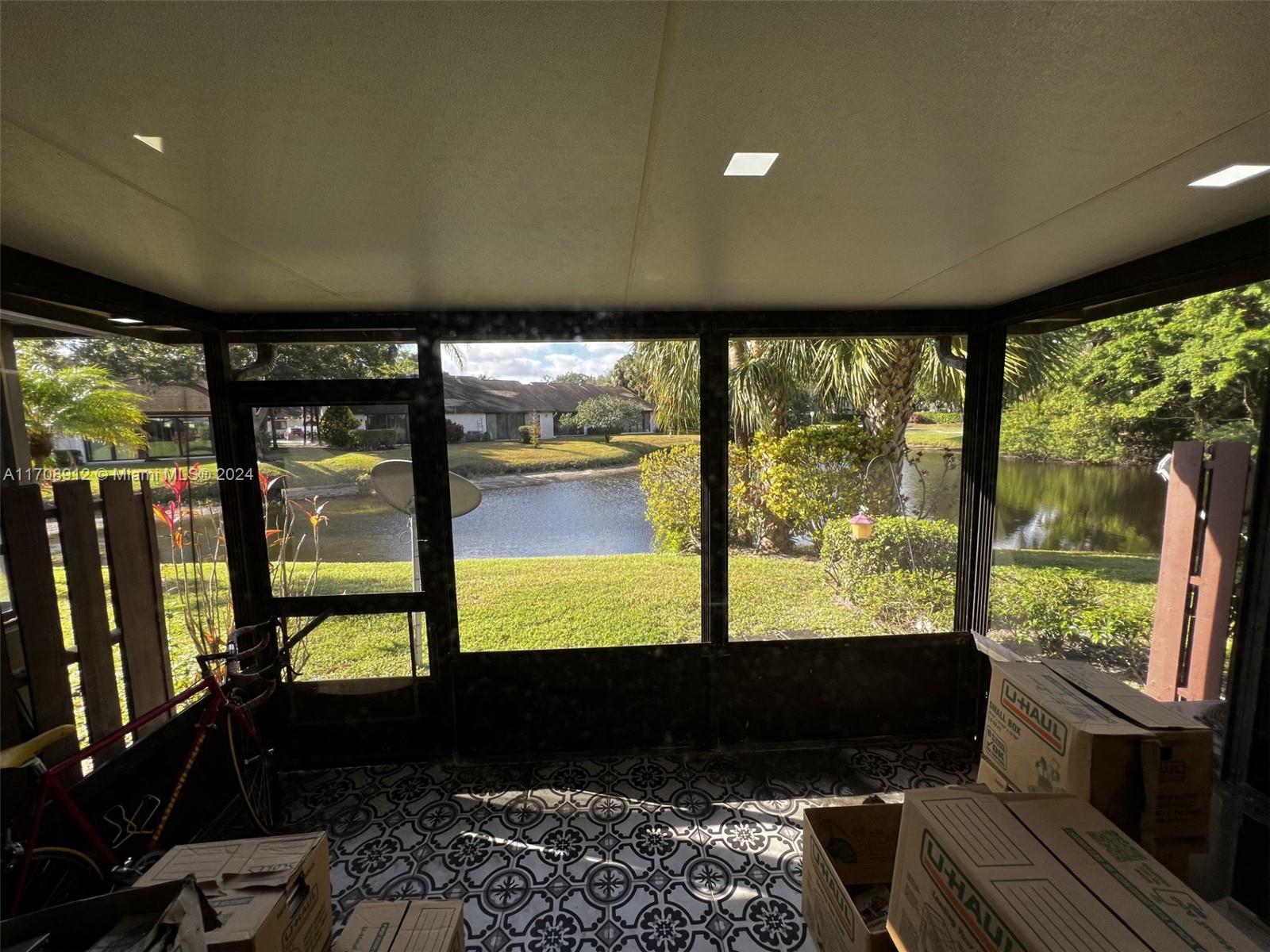 TARTAN COCONUT CREEK PHAS - Residential