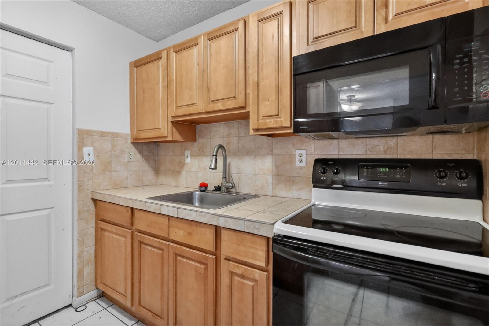 CARMEL LAKES CONDO NO 8 - Residential