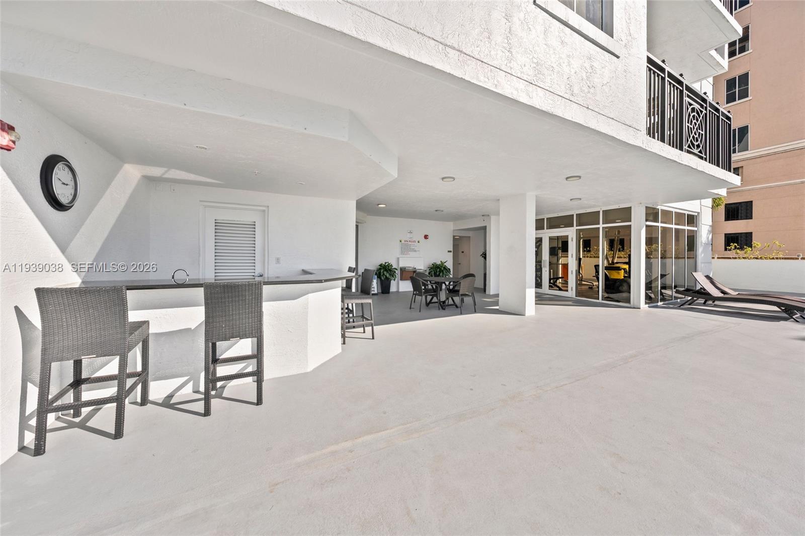 GABLES PARK TOWER - Residential