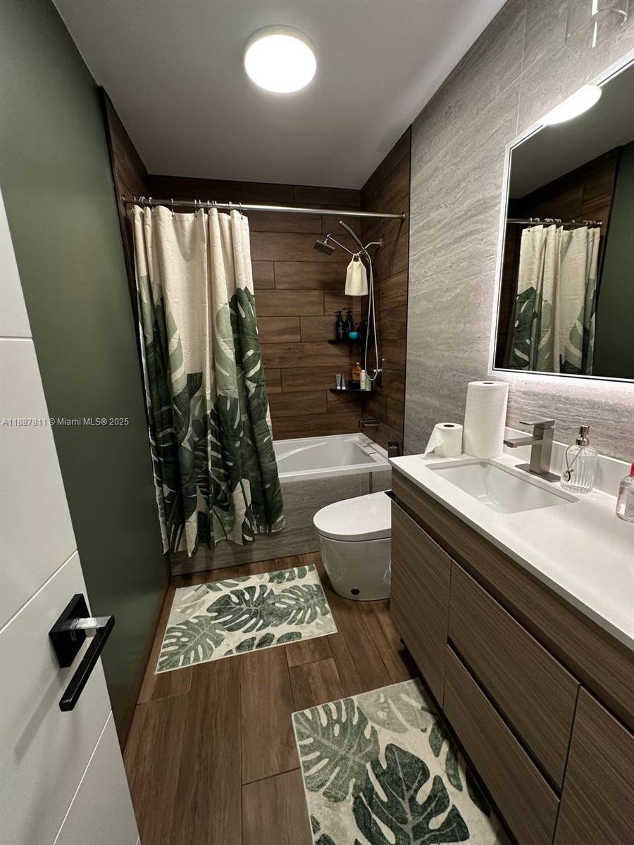 CORAL SPRINGS II - Residential