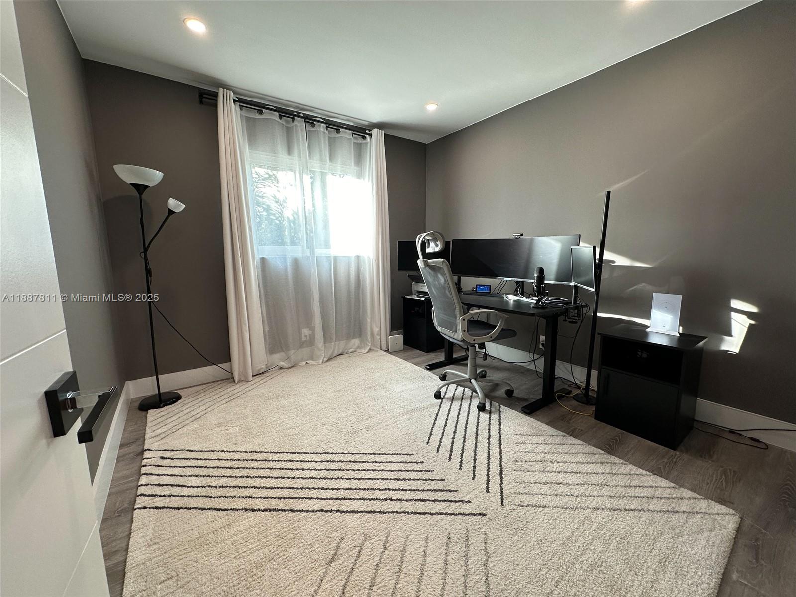 CORAL SPRINGS II - Residential