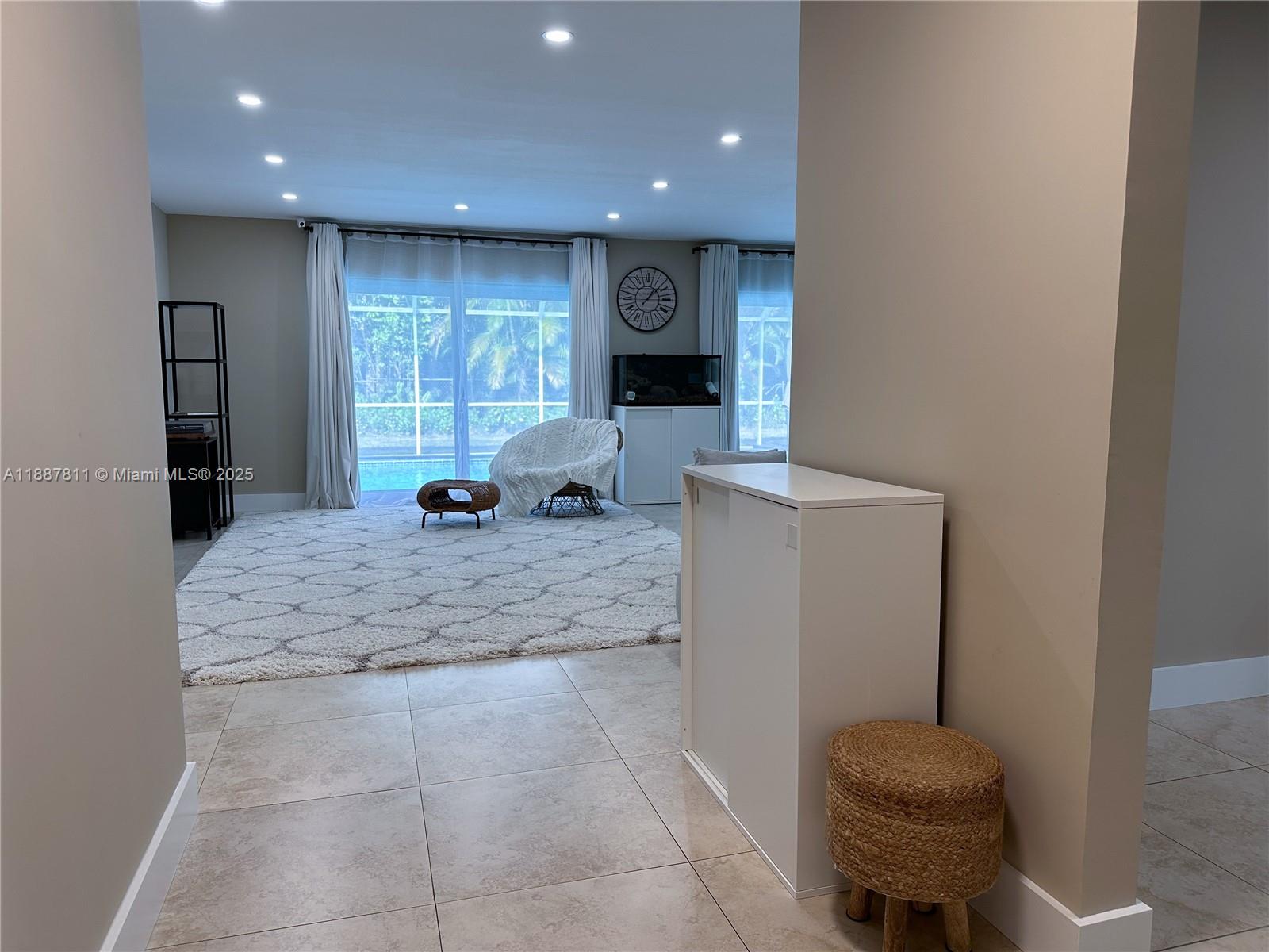 CORAL SPRINGS II - Residential