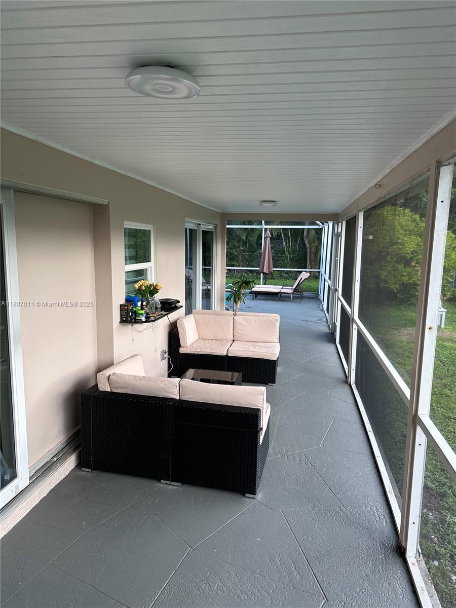 CORAL SPRINGS II - Residential