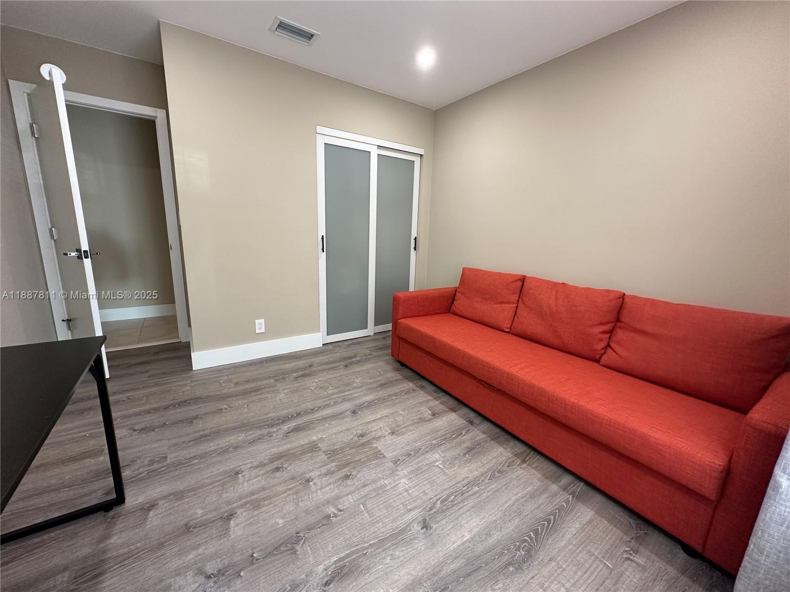 CORAL SPRINGS II - Residential
