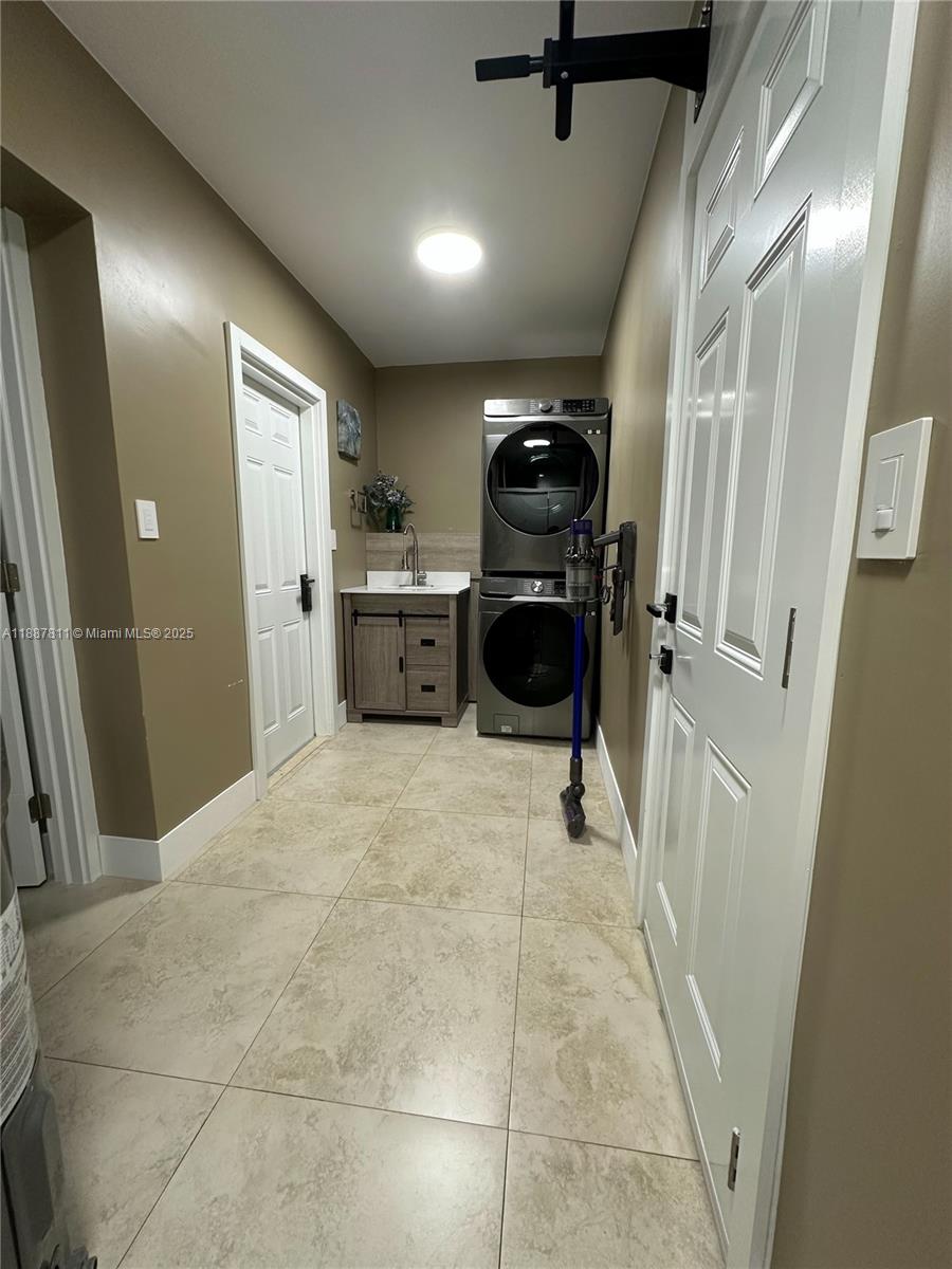 CORAL SPRINGS II - Residential