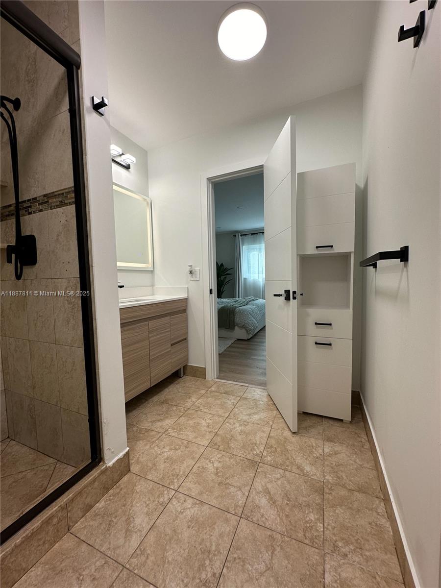 CORAL SPRINGS II - Residential