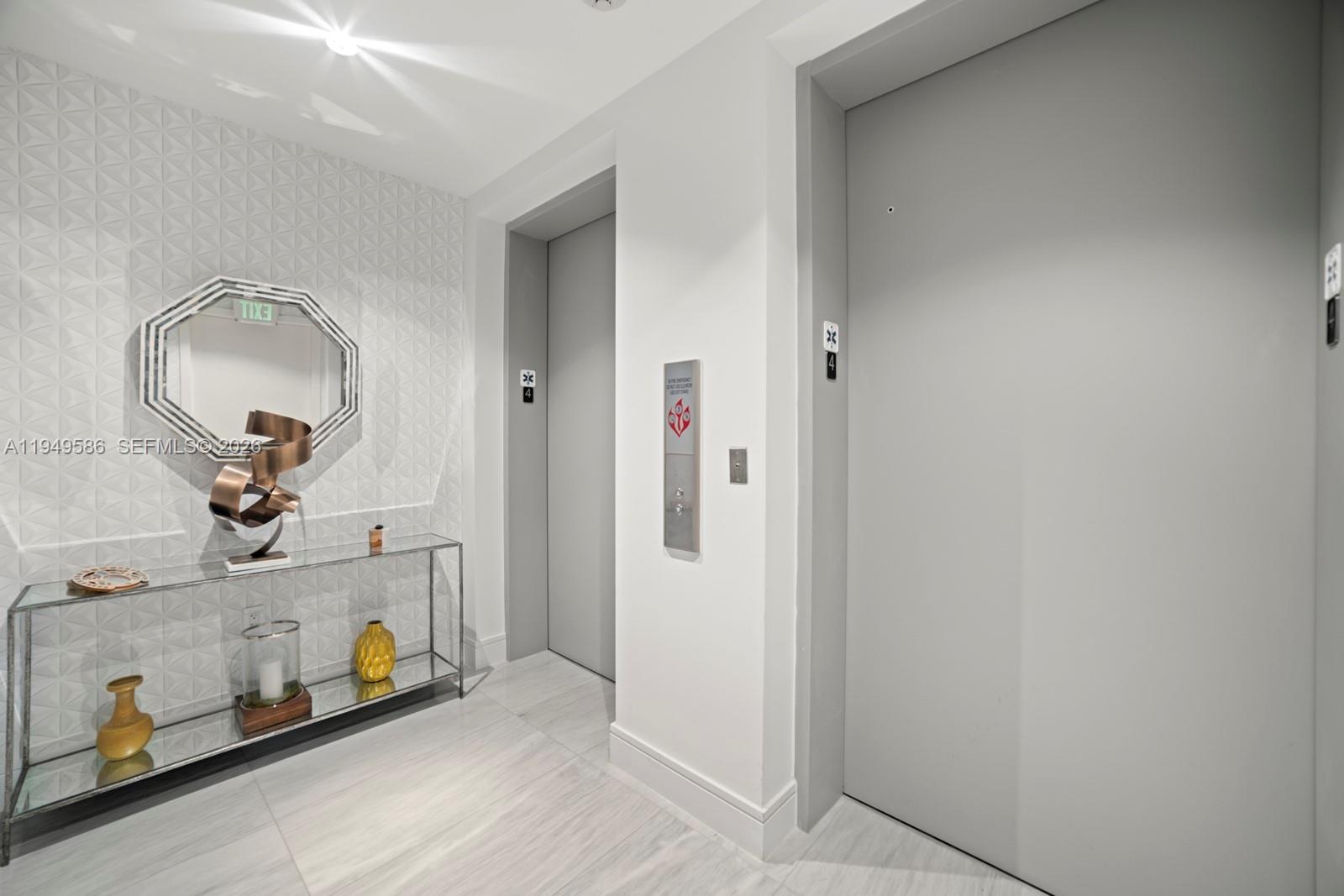 ECHO CONDO - Residential