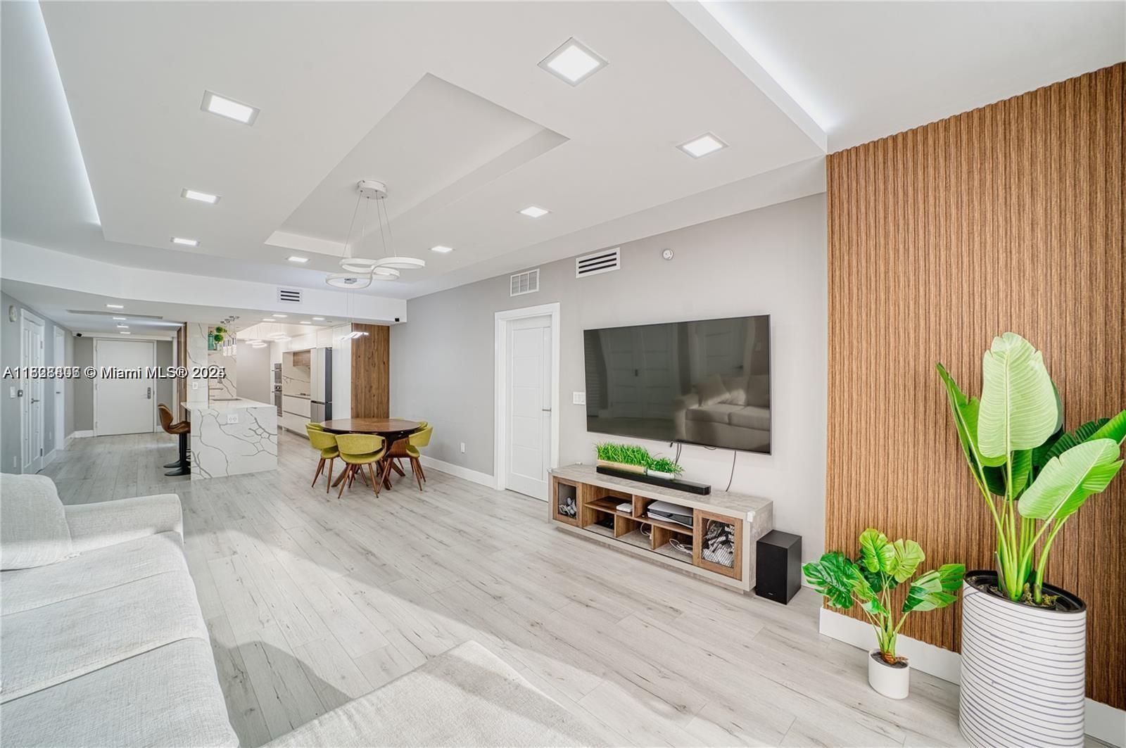 BEACH CLUB THREE CONDO - Residential