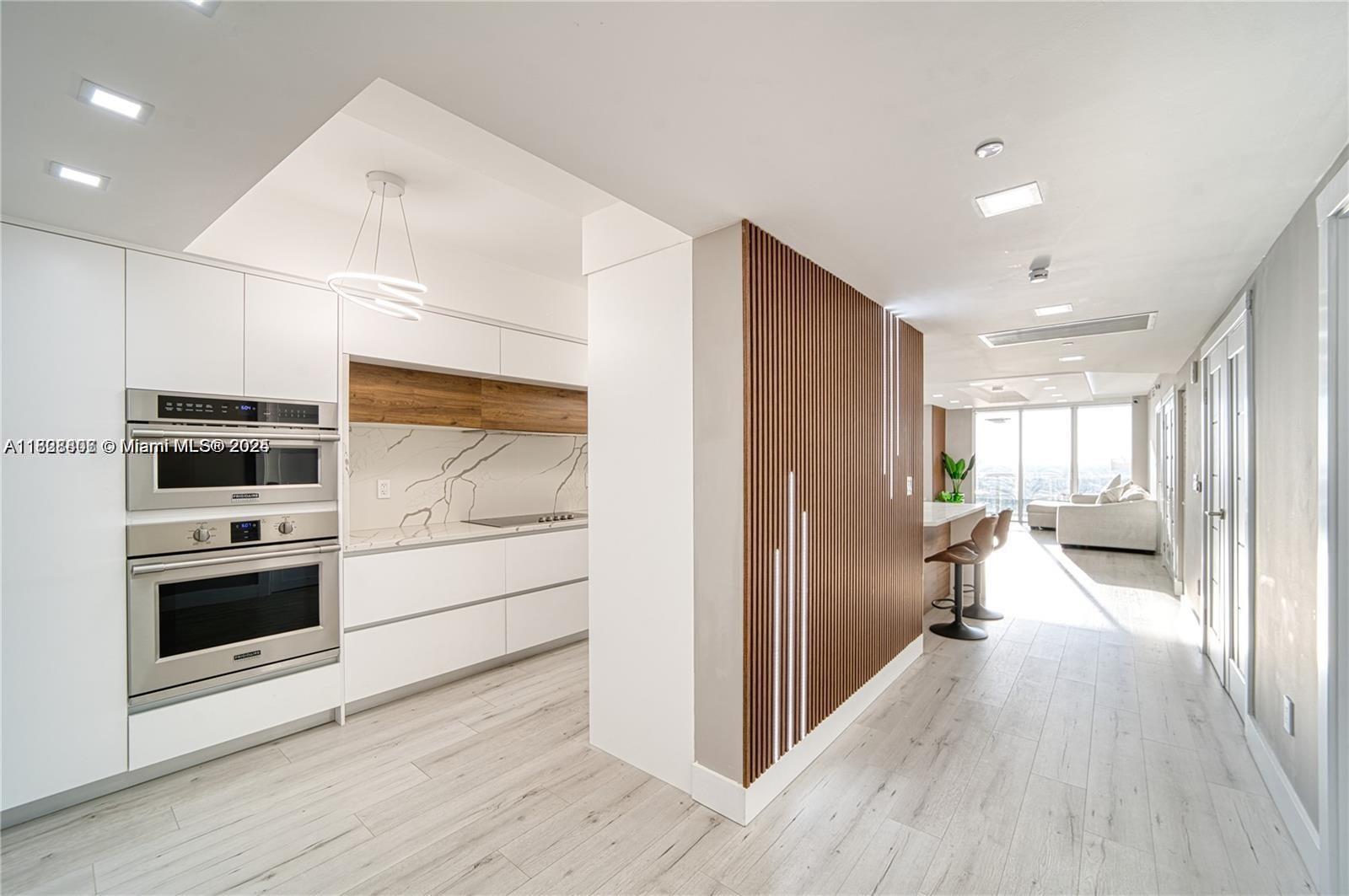 BEACH CLUB THREE CONDO - Residential