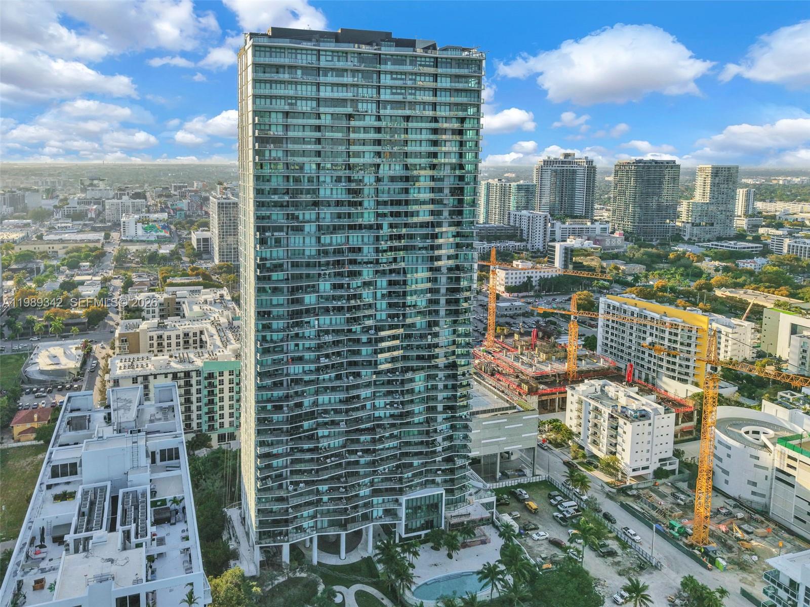 ICON BAY CONDO - Residential