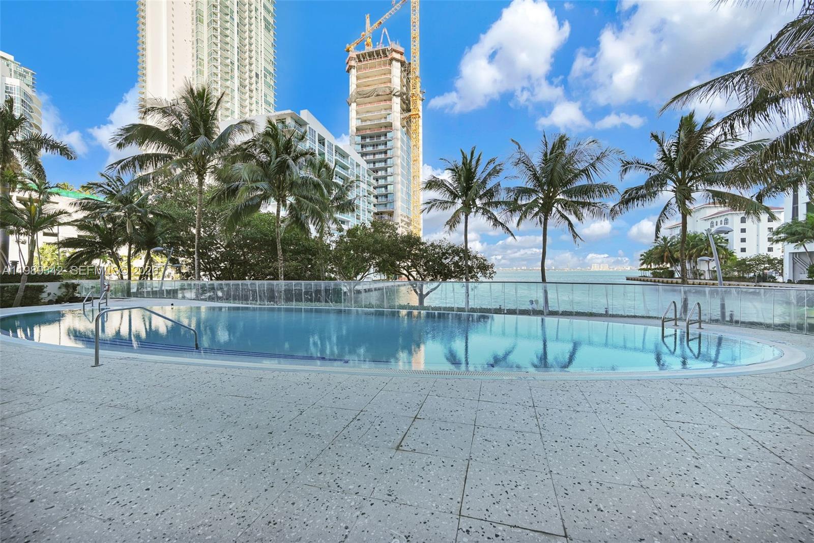 ICON BAY CONDO - Residential