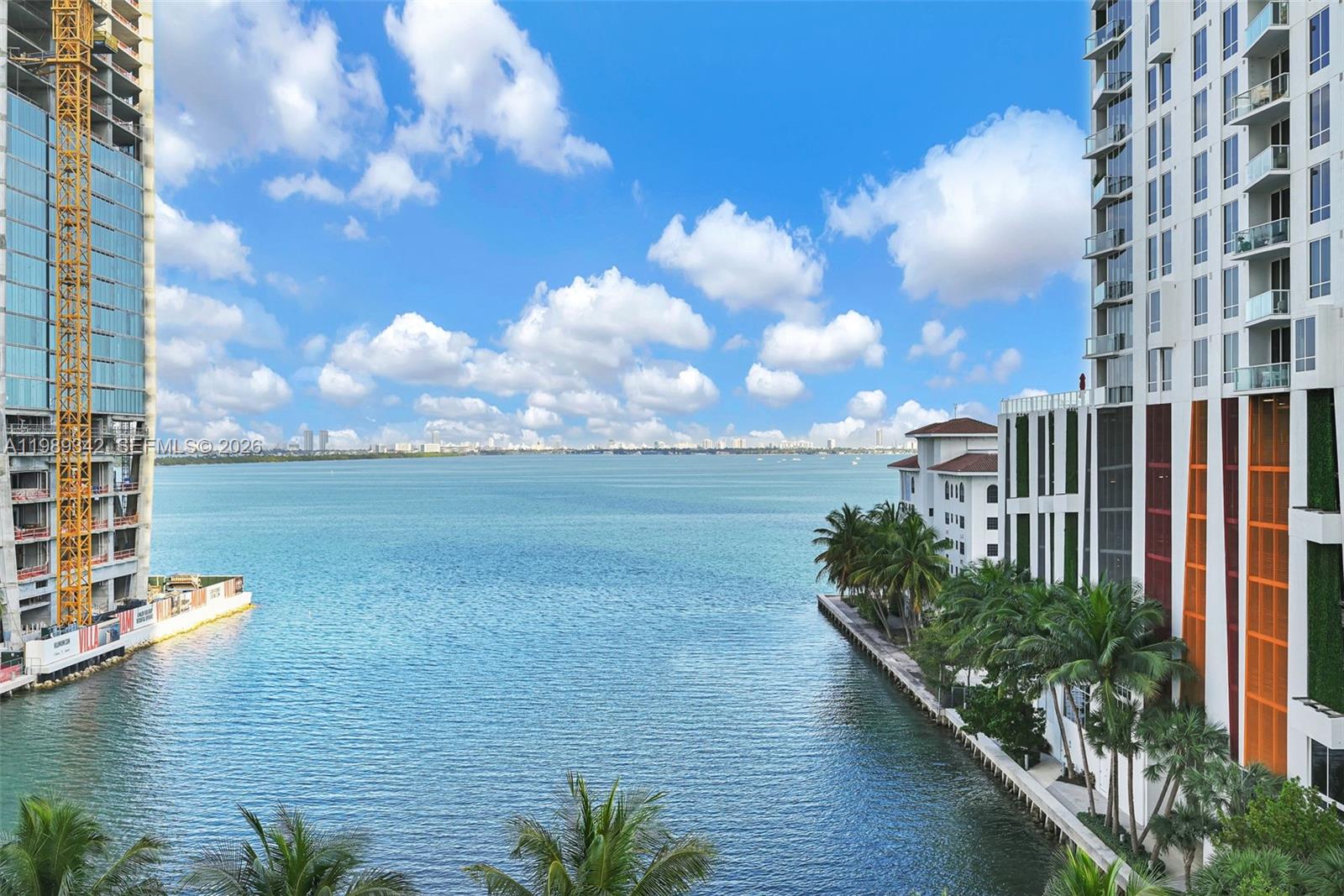 ICON BAY CONDO - Residential