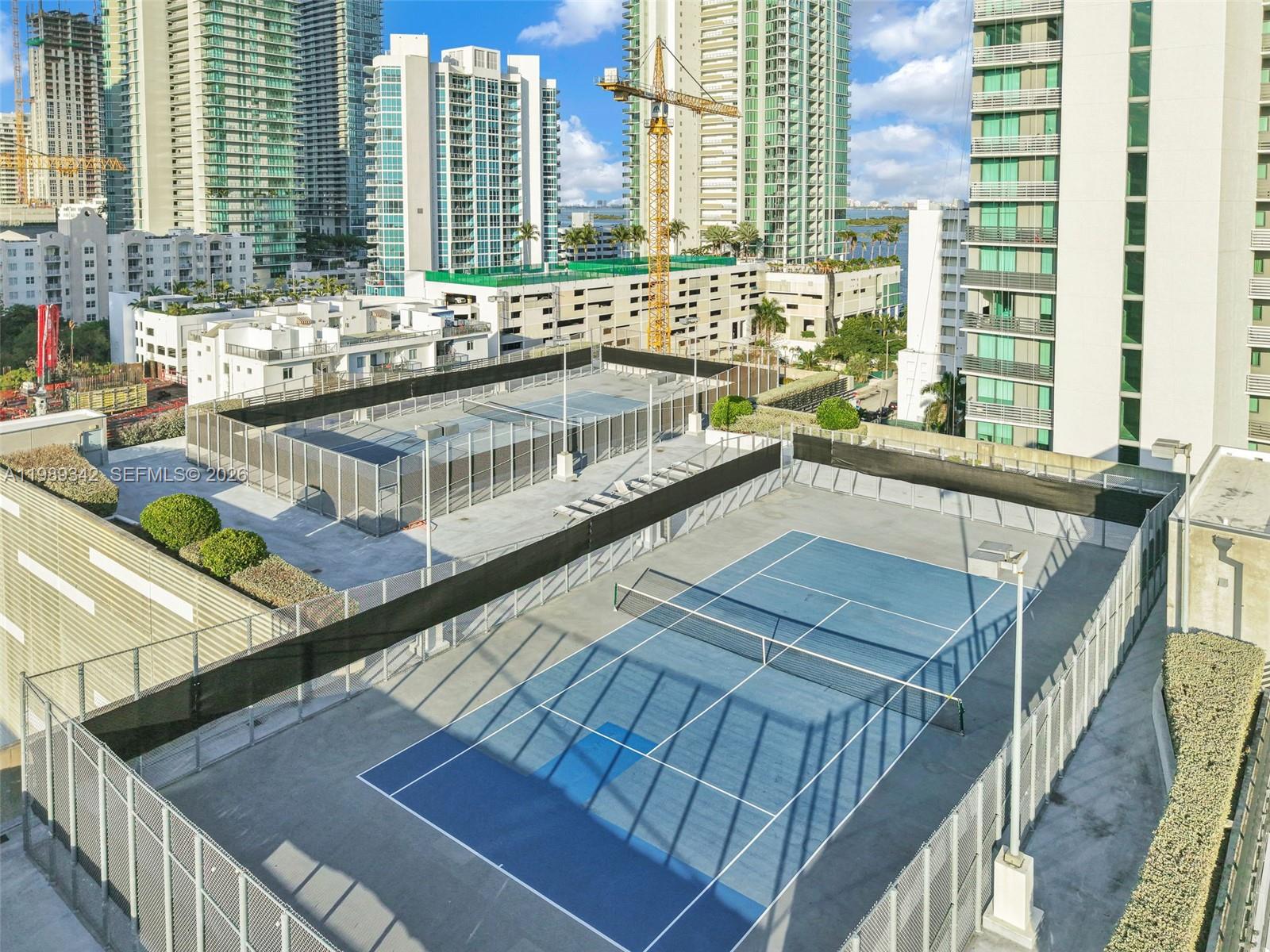 ICON BAY CONDO - Residential