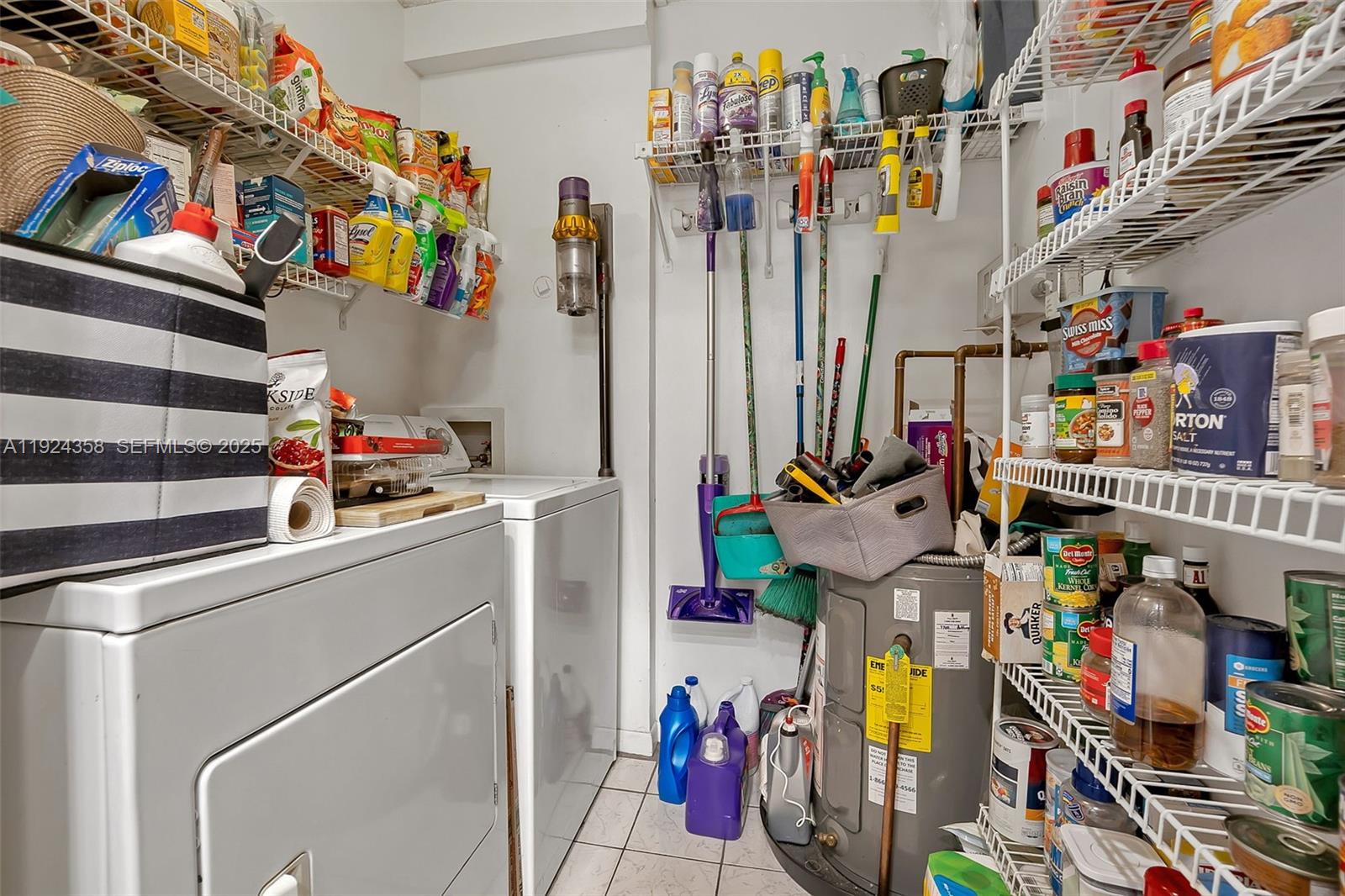 SUNRISE NOB HILL EAST - Residential