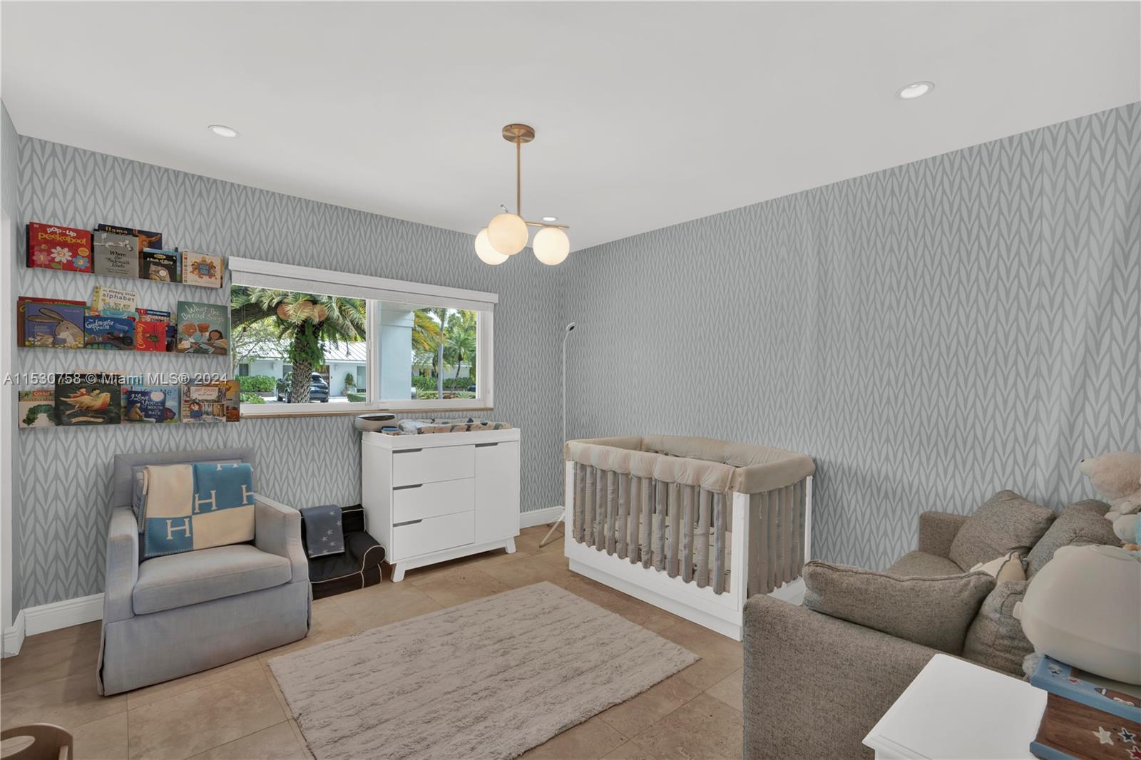 TROPICAL ISLE HOMES SUB 4 - Residential