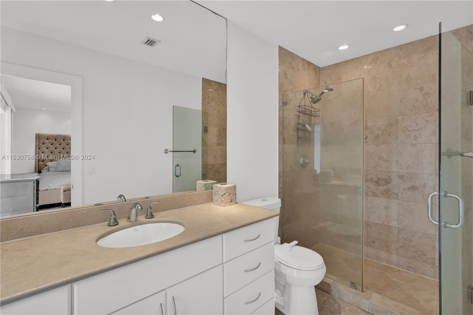 TROPICAL ISLE HOMES SUB 4 - Residential