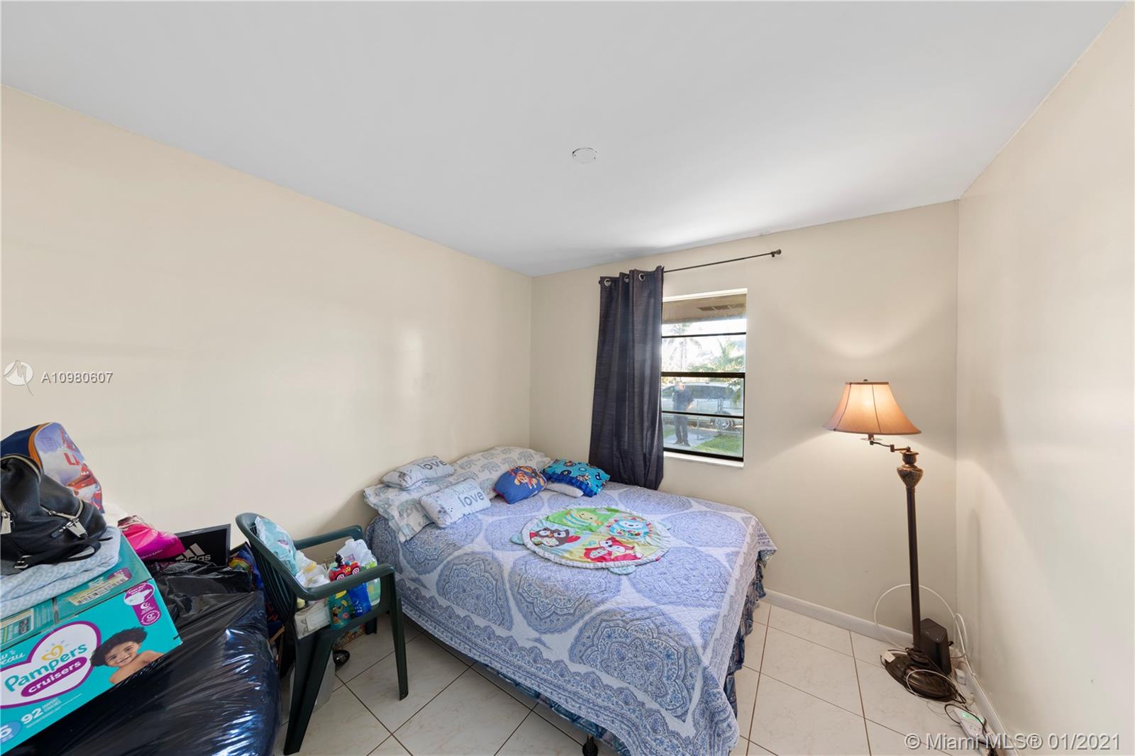 AVOCADO VILLAS - Residential