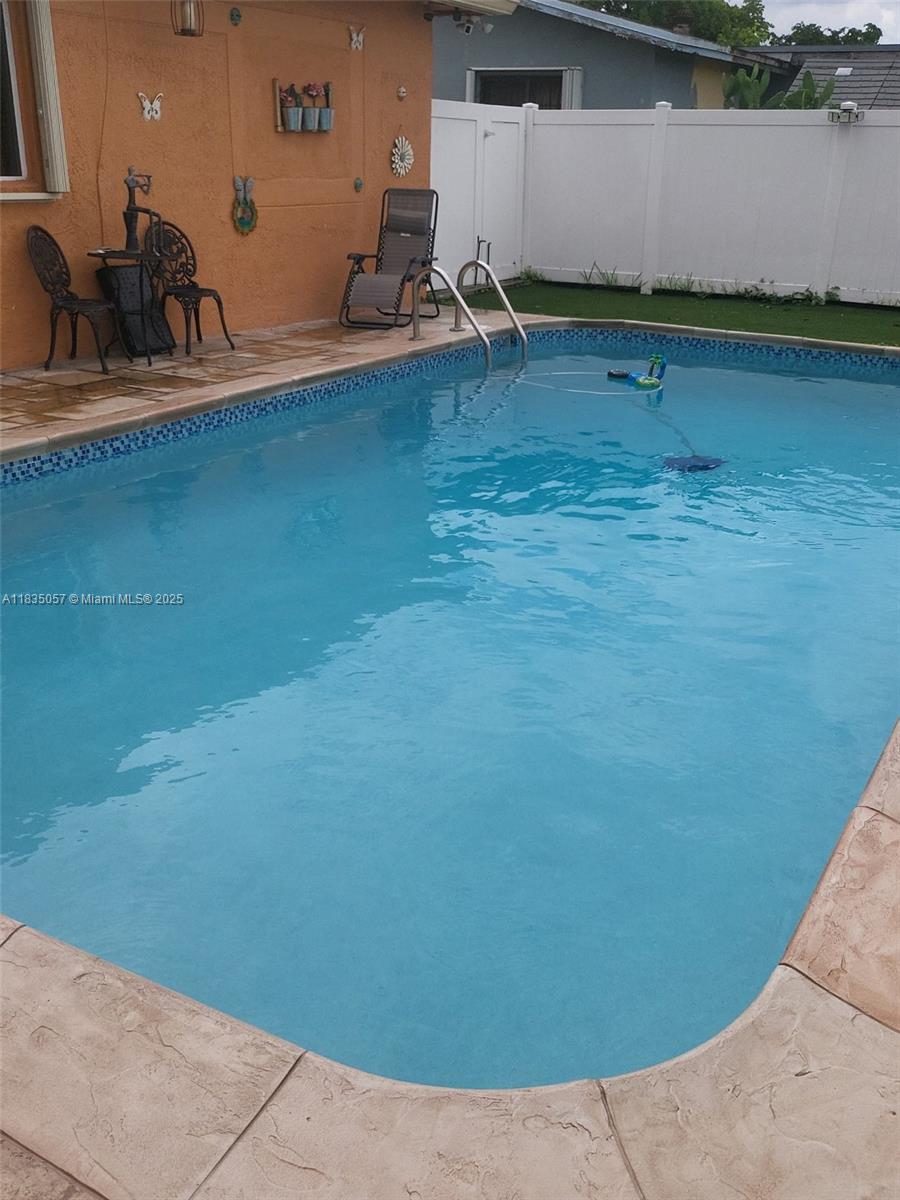 KNOLLS SEC 5 - Residential Lease