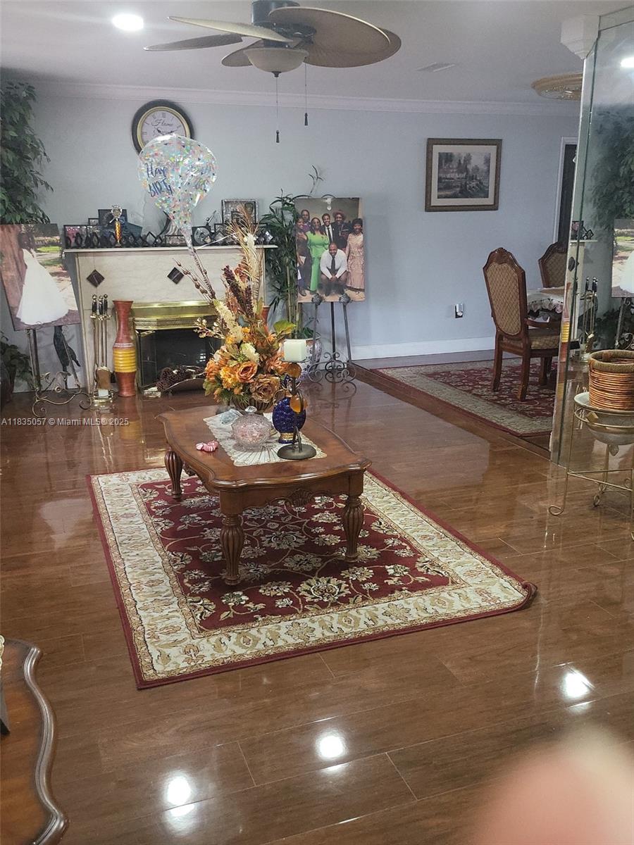 KNOLLS SEC 5 - Residential Lease