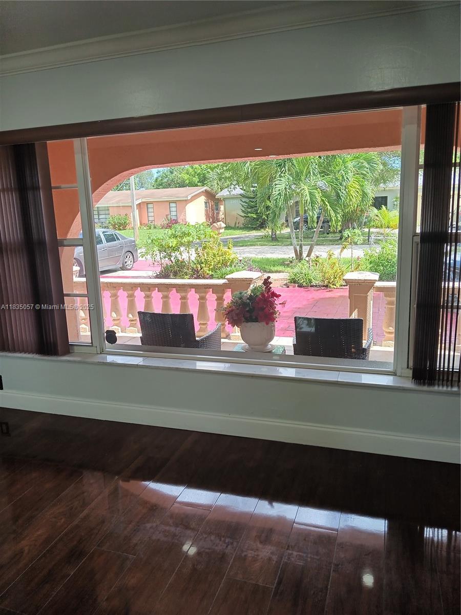 KNOLLS SEC 5 - Residential Lease