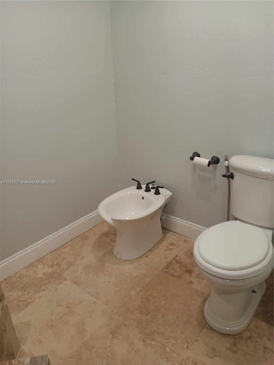 KNOLLS SEC 5 - Residential Lease