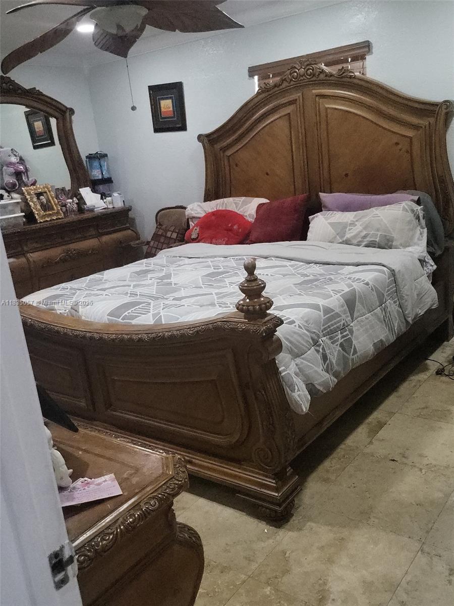 KNOLLS SEC 5 - Residential Lease